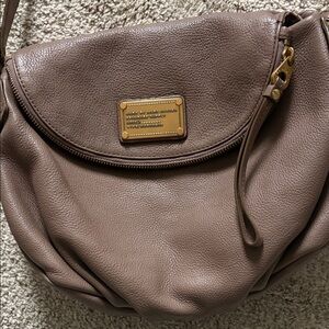 Marc Jacobs Taupe Pebbled Leather Crossbody with Gold Plaque